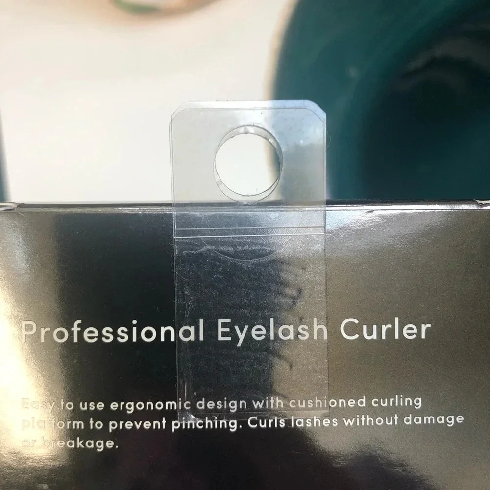 NIB JULEP EYELASH CURLER